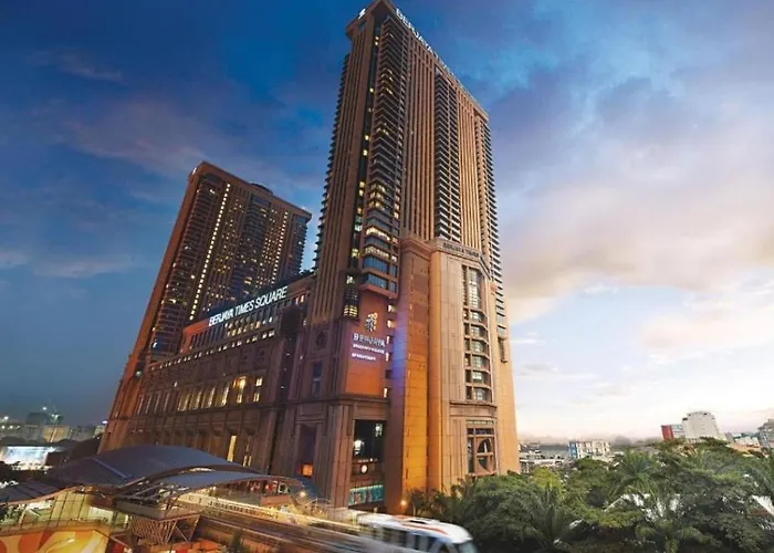 Golden Service Suite At Times Square Kl