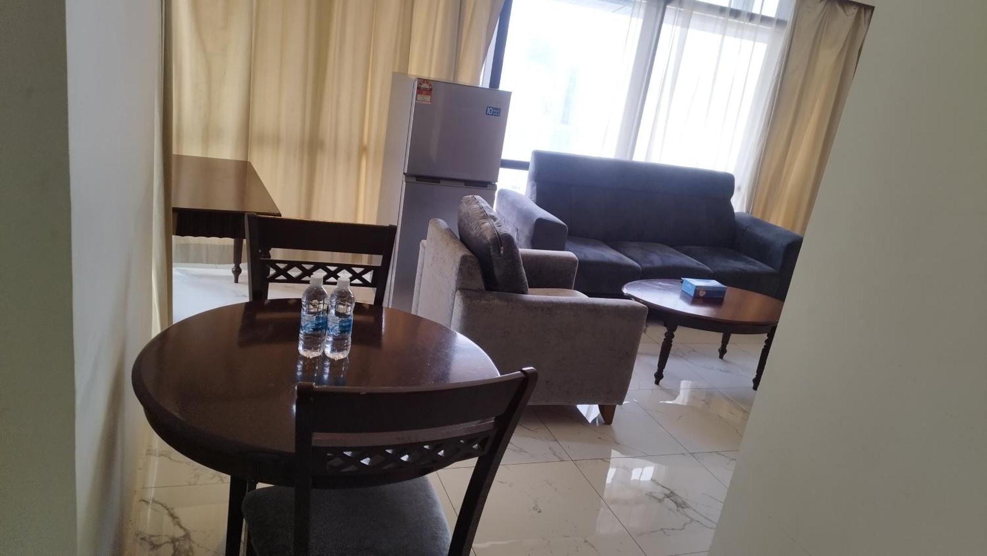 Apartment Golden Service At Times Square Kl